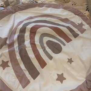 Rainbow Patterned Round Bedding